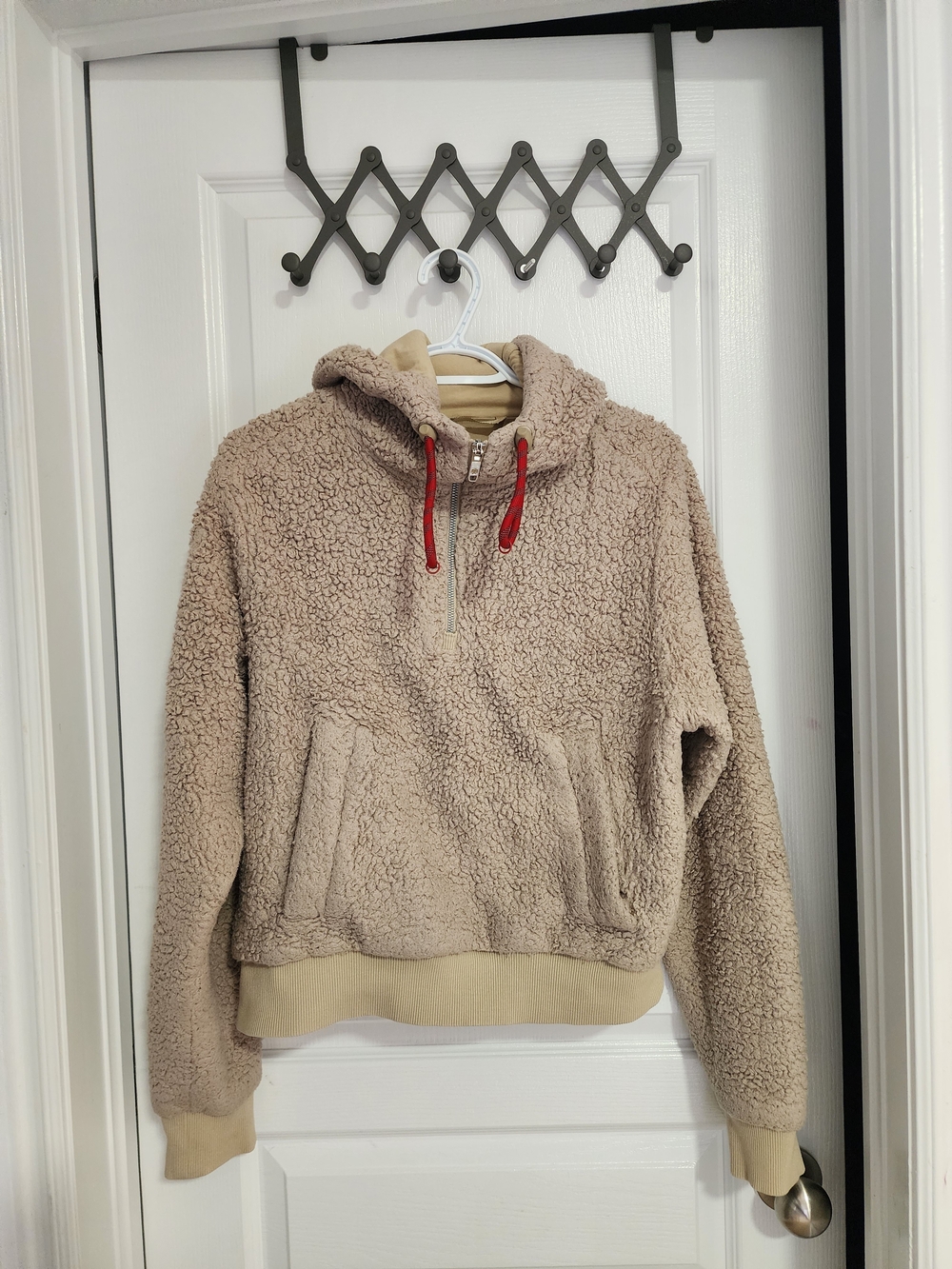GUC lululemon athletica Beige Sherpa Pullover with Red Drawcords